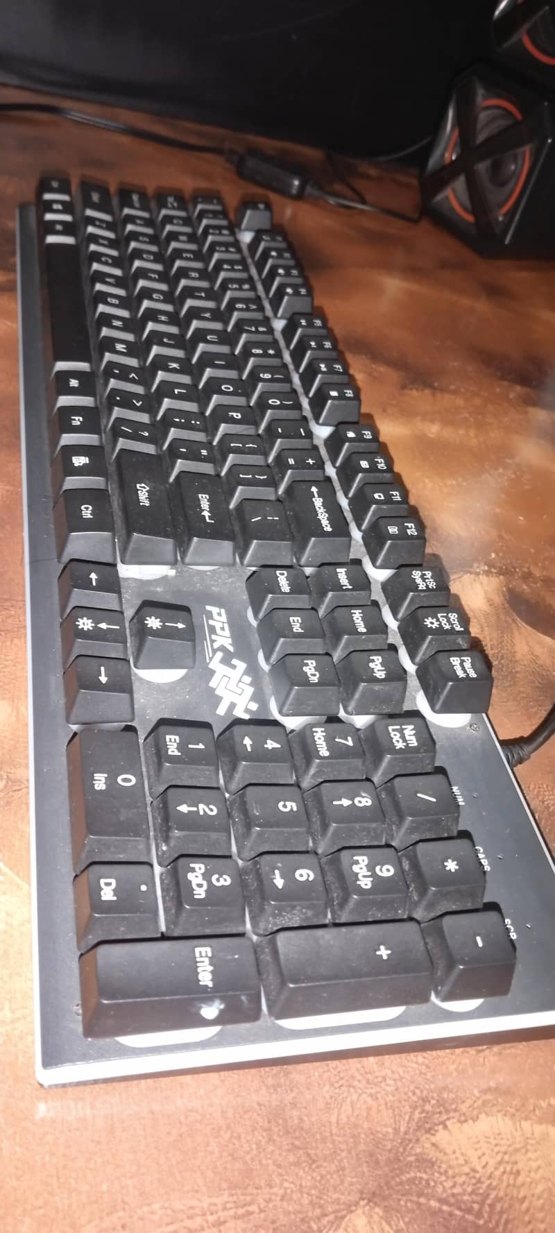 HP ڈیسک ٹاپ کمپیوٹر مکمل سیٹ، بہترین حالت میں 5