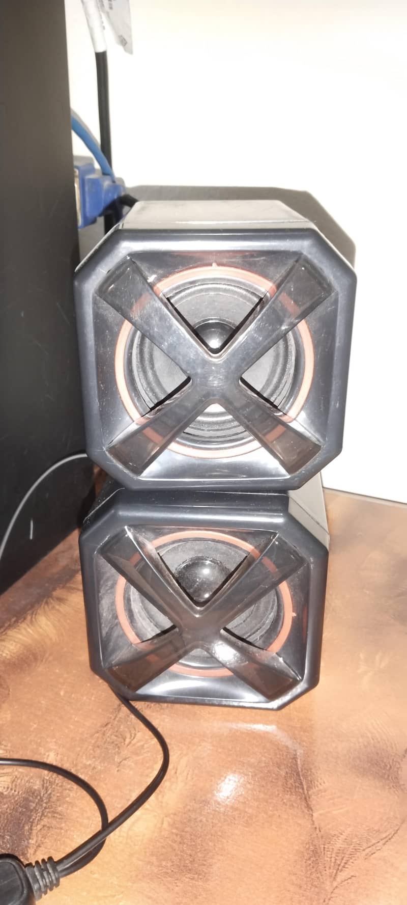 HP ڈیسک ٹاپ کمپیوٹر مکمل سیٹ، بہترین حالت میں 8