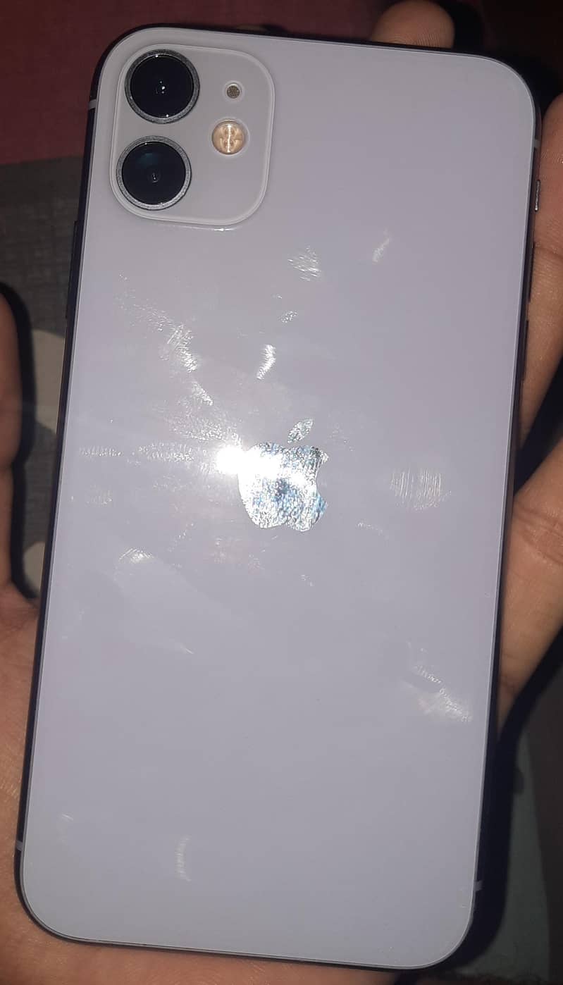 Apple iPhone 11 3
