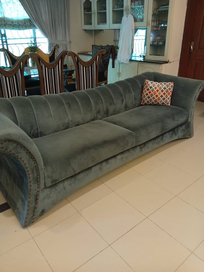 Sofa set 0