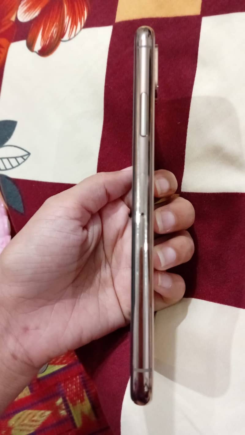 Apple iPhone XS 2