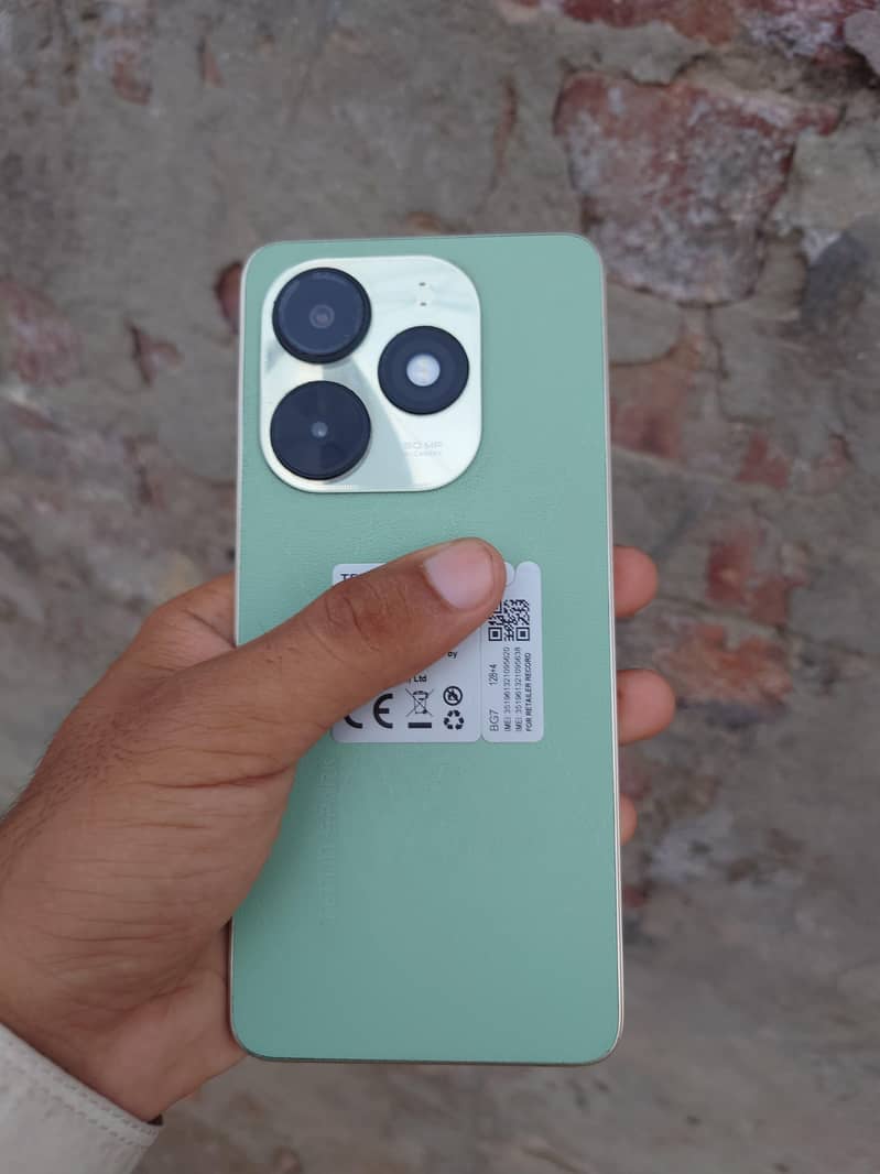 Tecno Spark 20C 2
