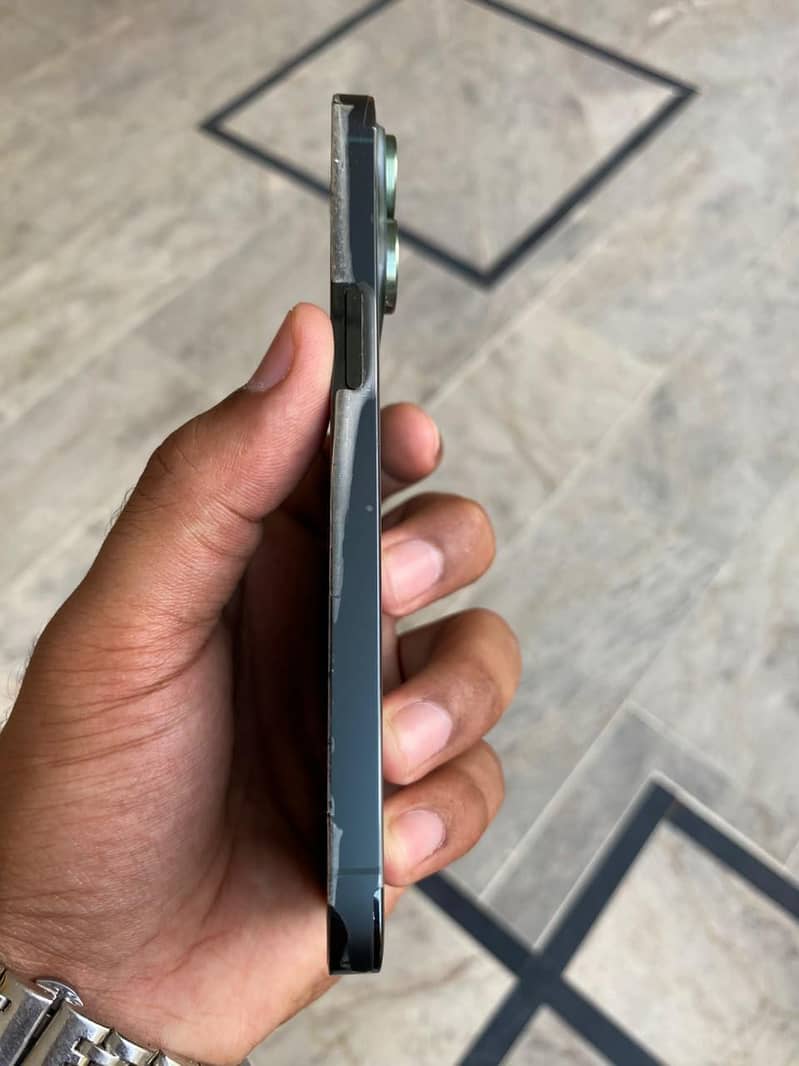 Apple iPhone 13 Pro 5