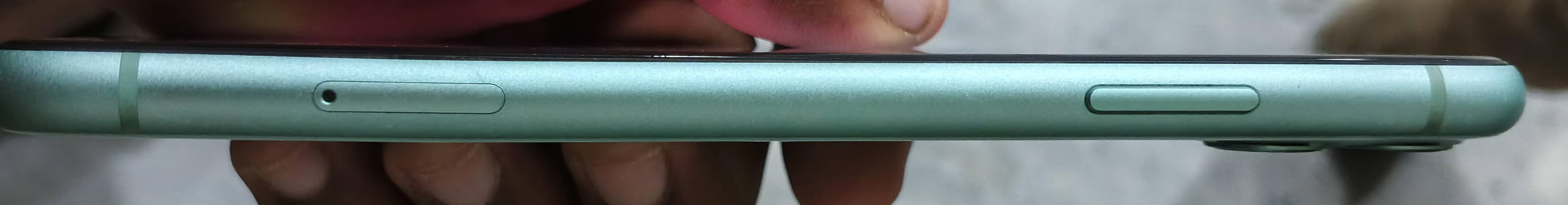 Apple iPhone 11 3