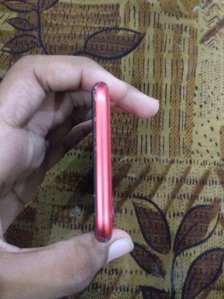Apple iPhone SE 6
