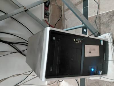 Gaming Pc Setup with 144 hrtz