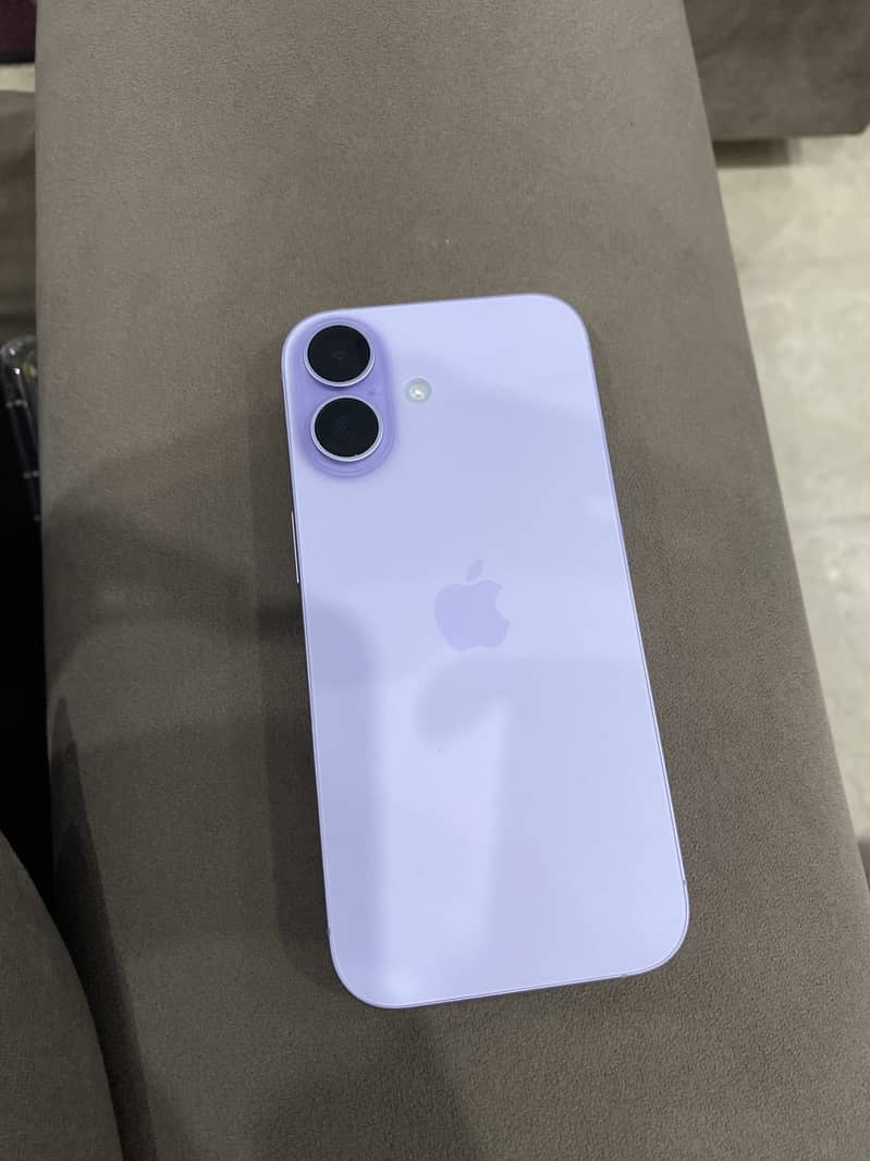 Apple iPhone 17 6