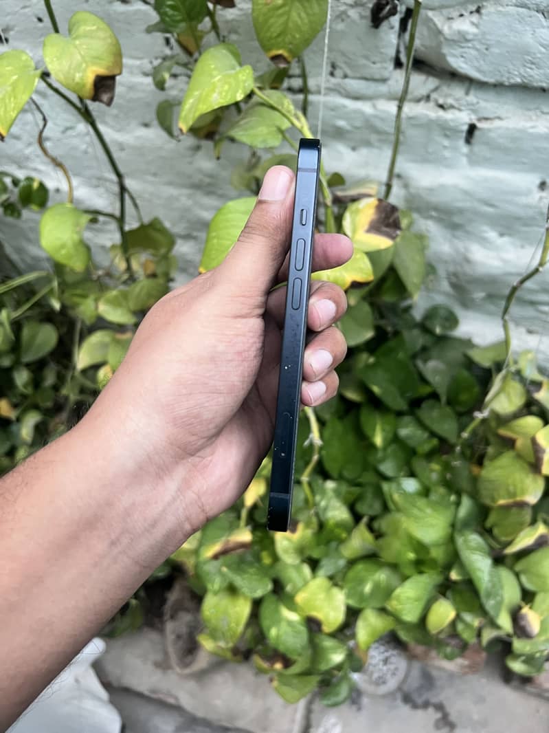 Iphone 13 jv 1