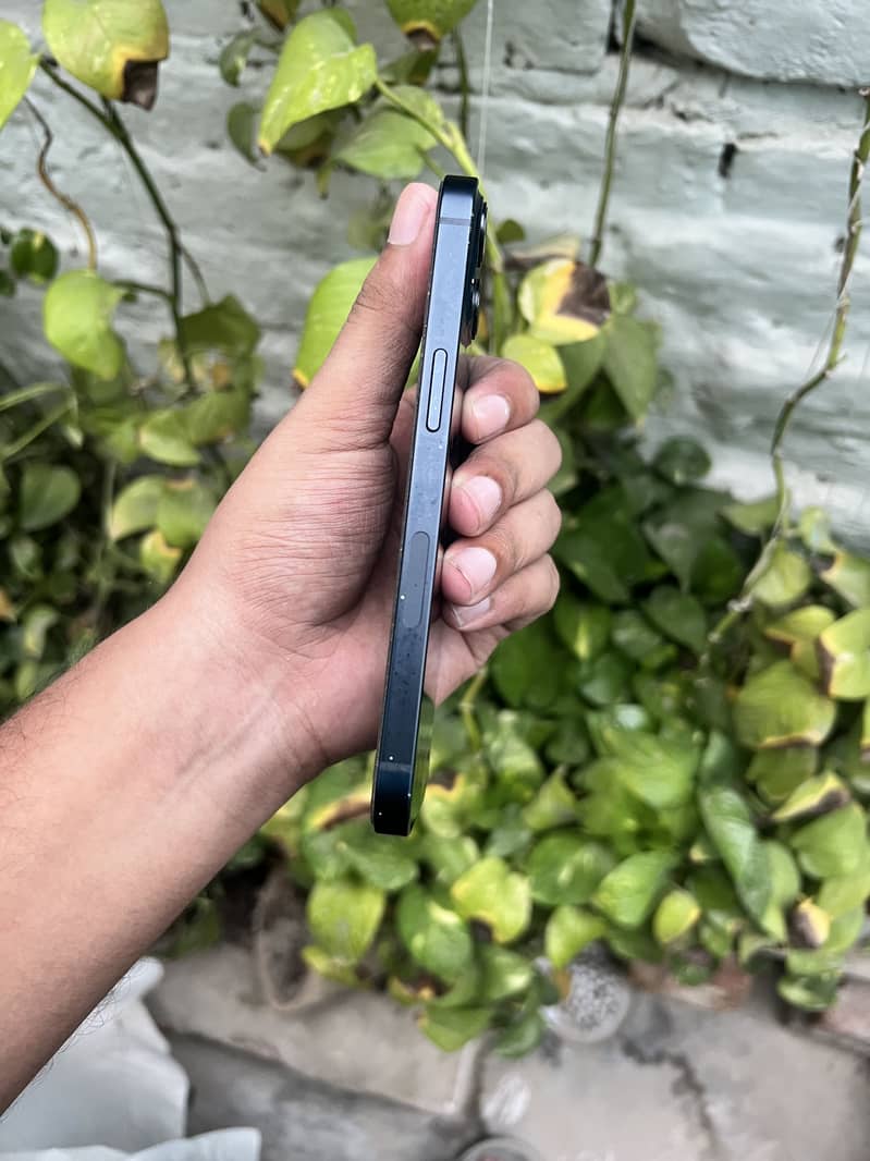 Iphone 13 jv 4
