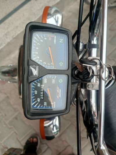   125   