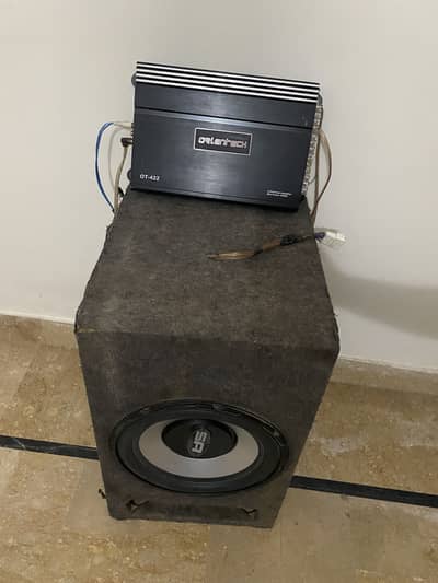 4 channel Amplifier and woofer