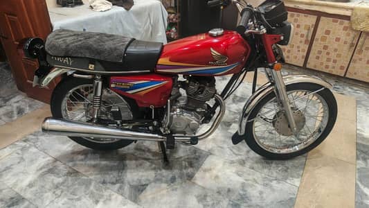 HONDA CG125 2011 MODEl