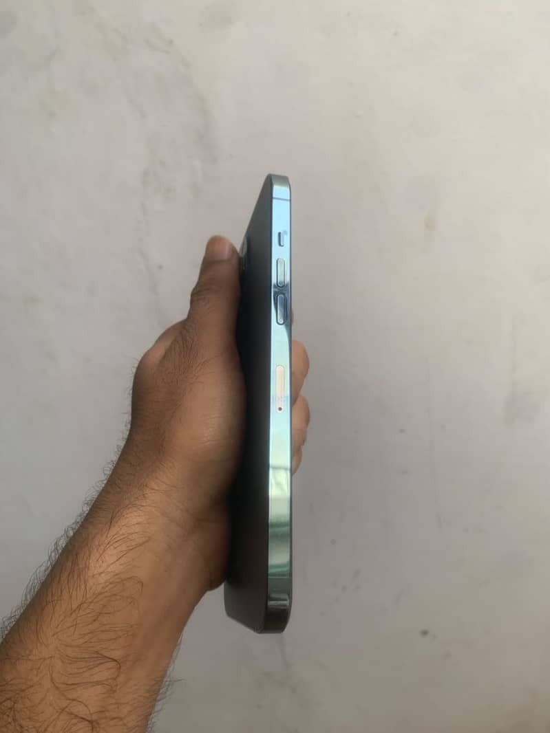 Iphone 12 pro max 5