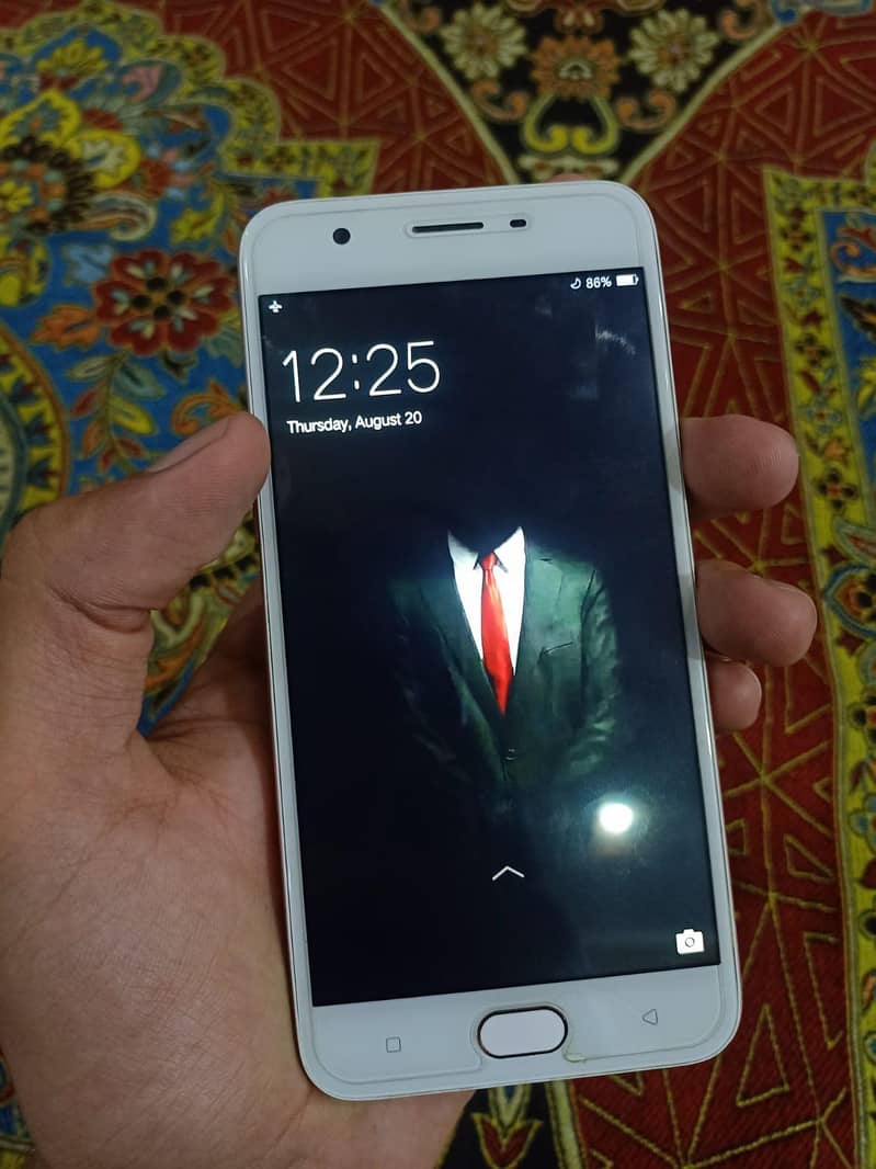 OPPO A57 0
