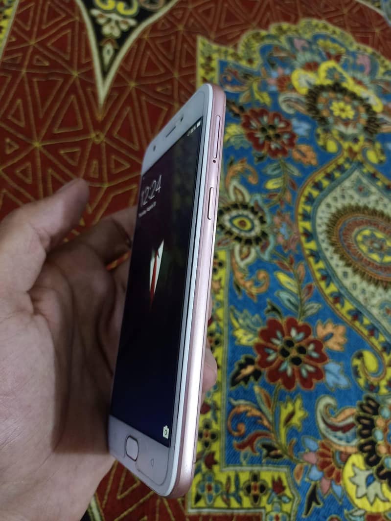 OPPO A57 2