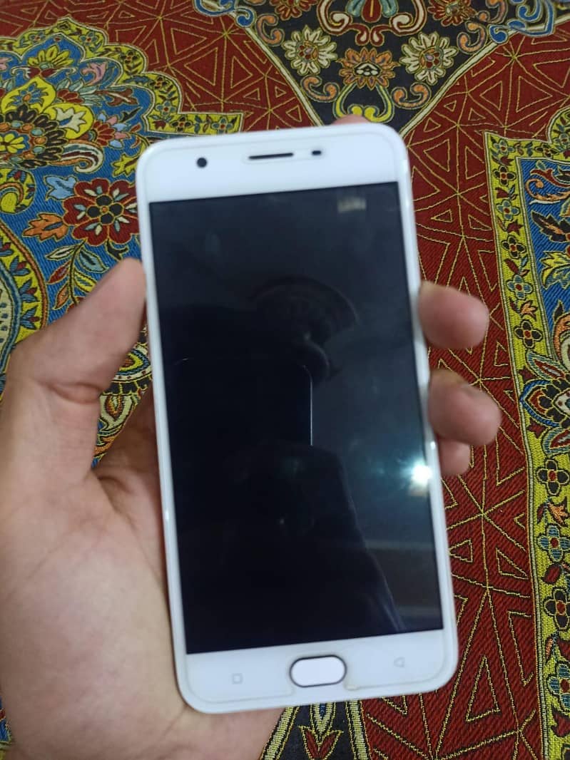 OPPO A57 4