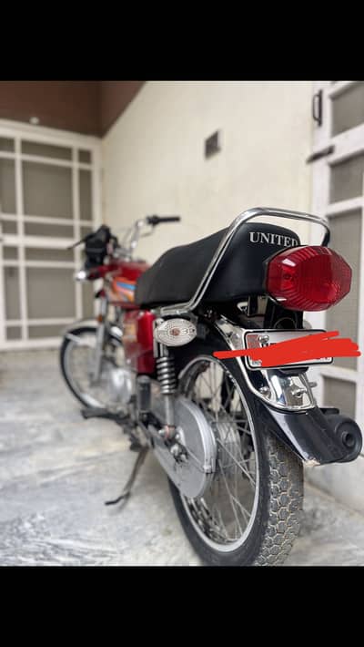 United 125