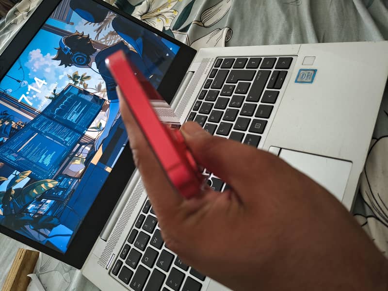 Apple iPhone 14 4