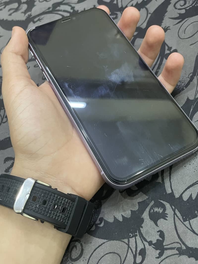 Apple iPhone 11 5