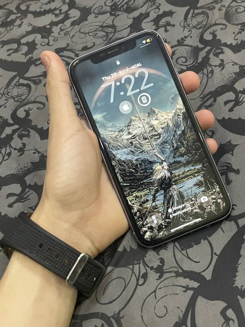 Apple iPhone 11 6
