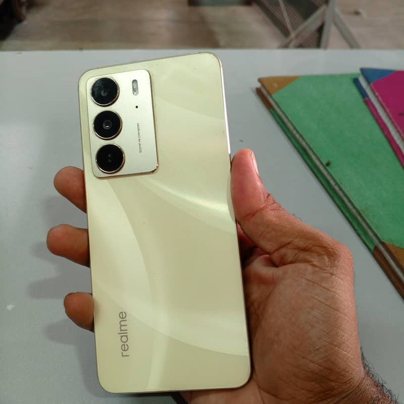 Realme C75 5