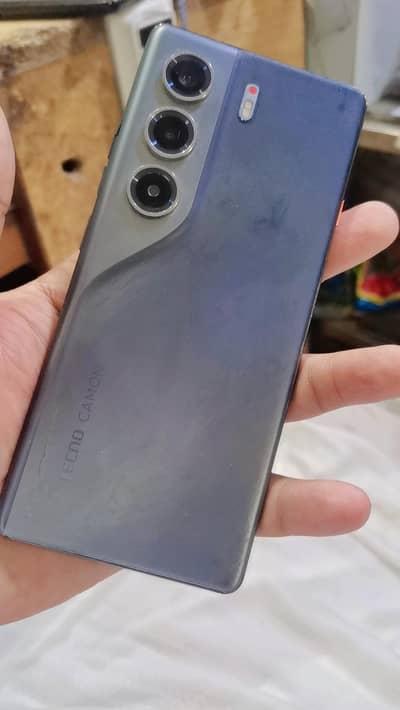Tecno CAMON 40 Pro. total original