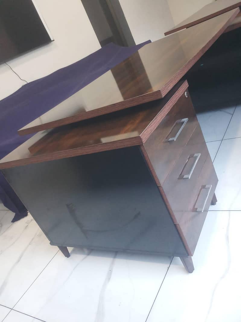 Office Tables 2