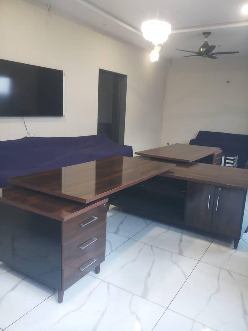 Office Tables 6