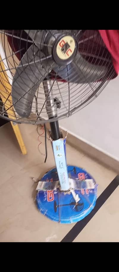 AC DC stand fan