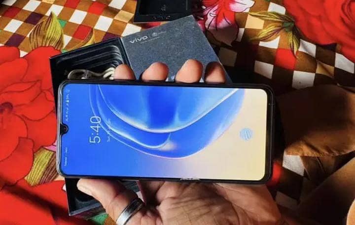 Vivo V21e 4