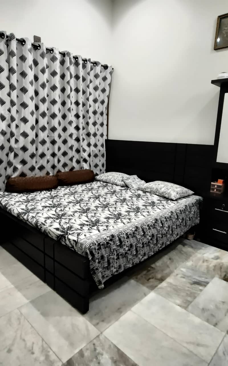 bedroom set 0