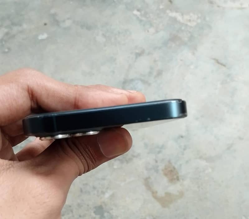 Apple iPhone 12 Pro 5
