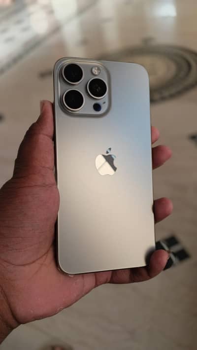 Apple iPhone 15 Pro Max