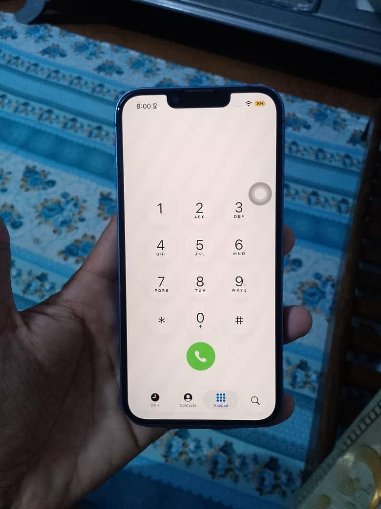 Apple iPhone 13 4