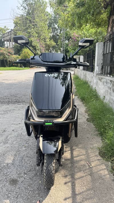 Electric scooter