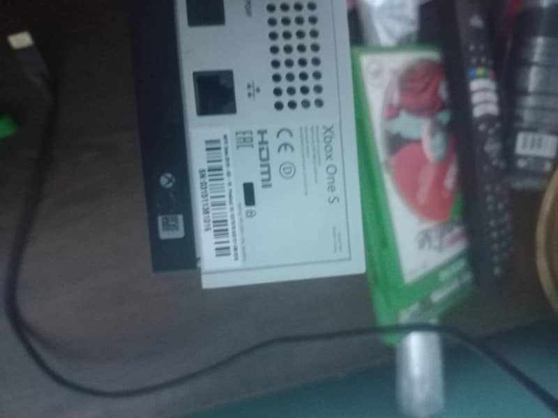XBOX ONE S 2