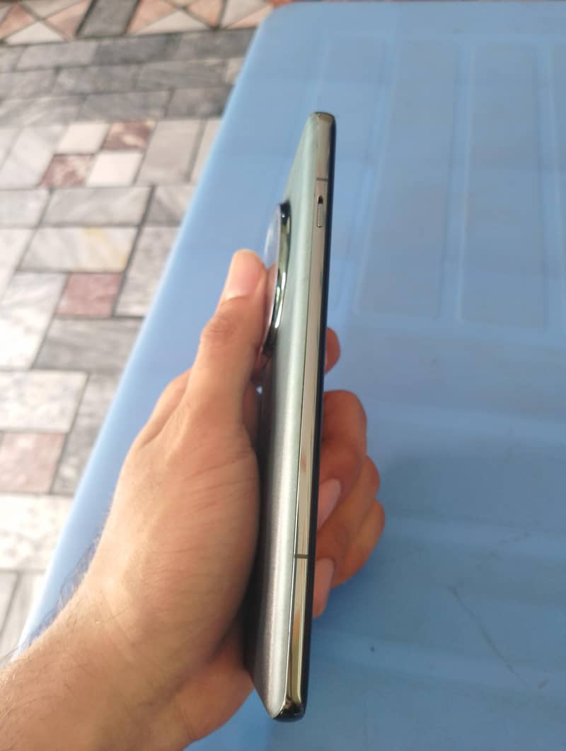 One Plus 12 4