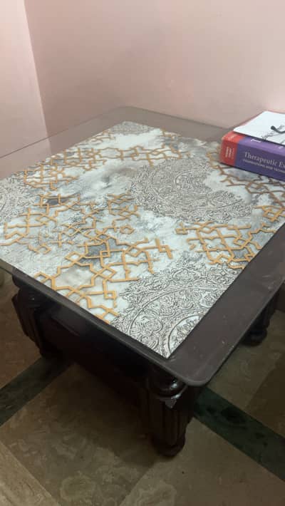 Good Condition Table set