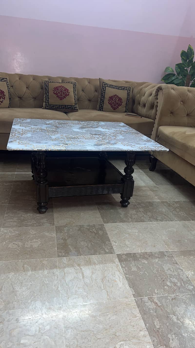 Good Condition Table set 1