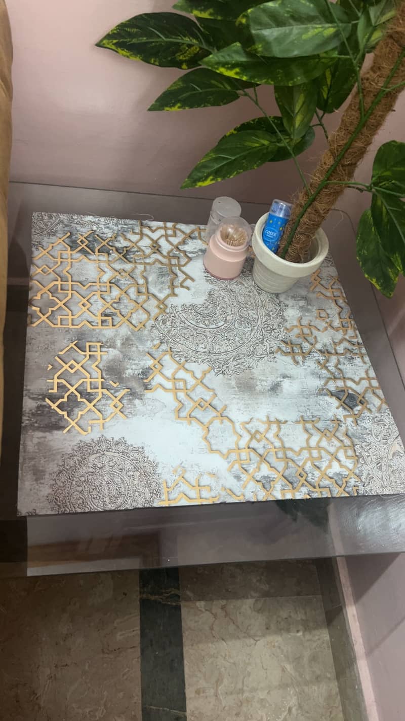 Good Condition Table set 5