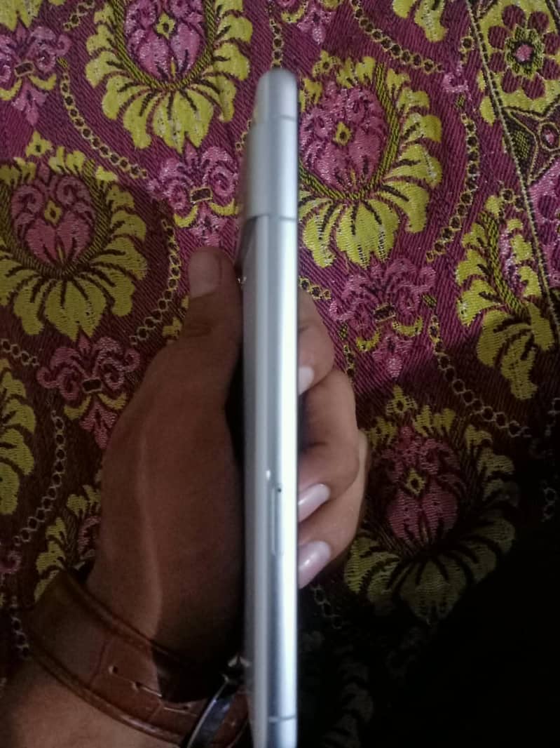 Google Pixel 7 3
