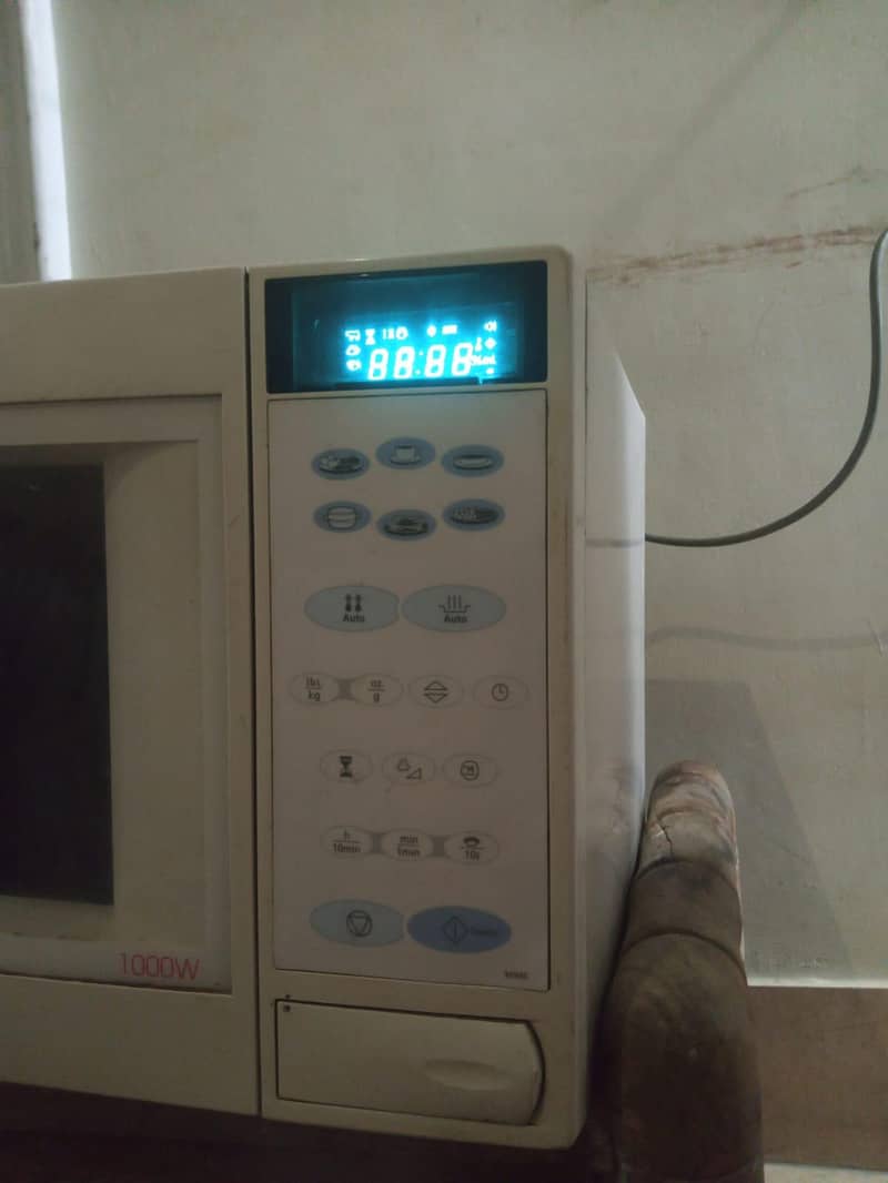 microwave 2