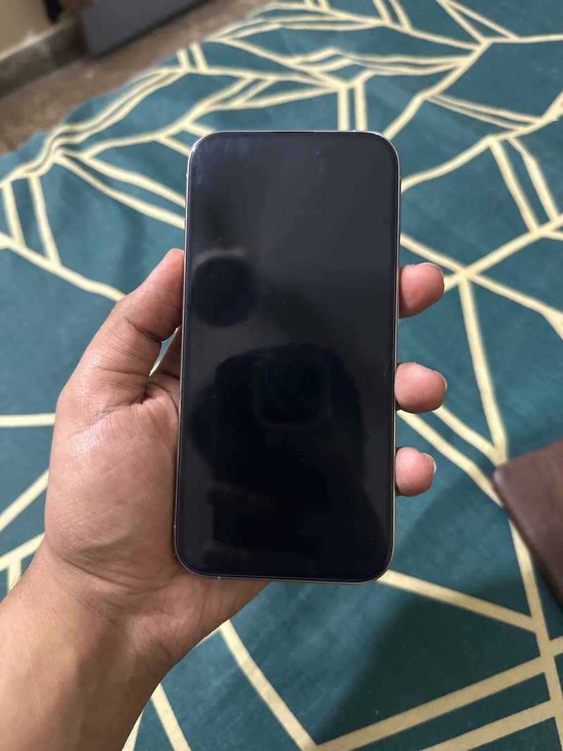 Apple iPhone 15 Pro 7
