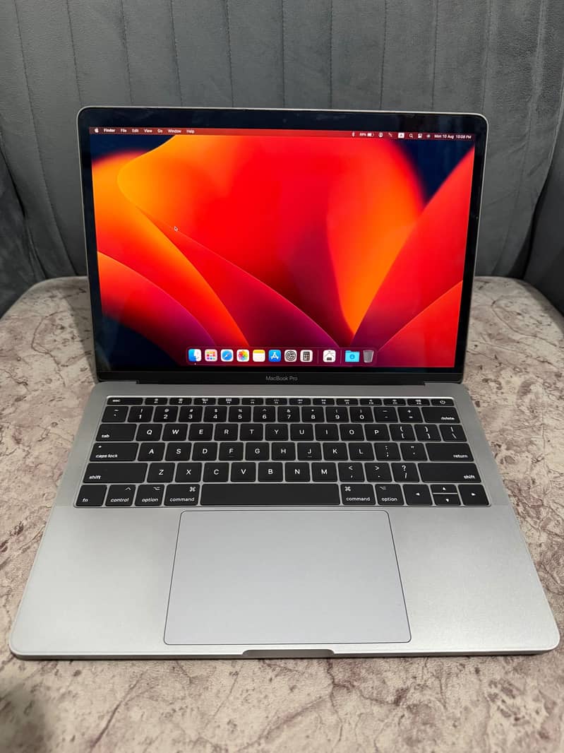 Apple macbook pro 0