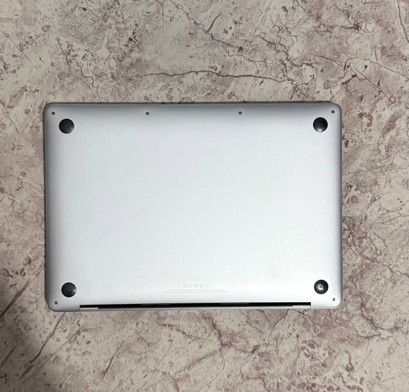 Apple macbook pro 3