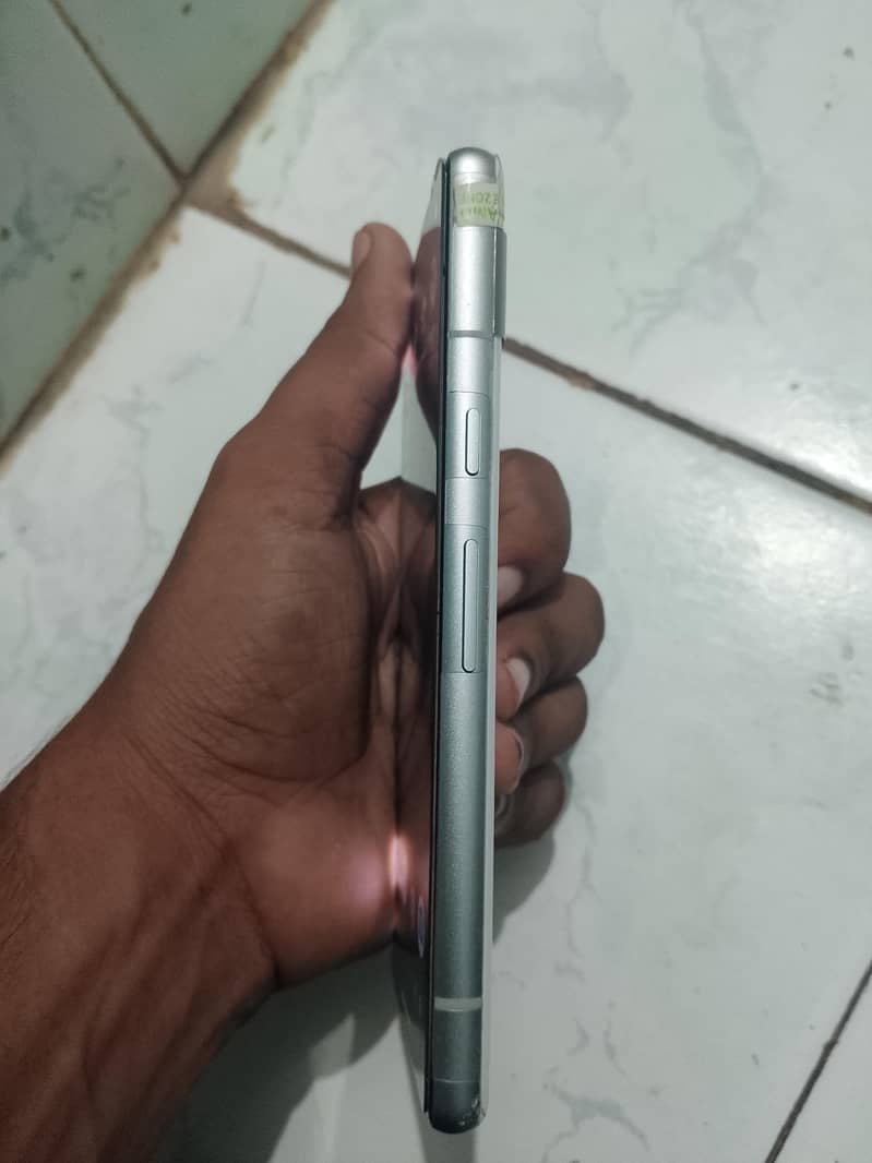 Google Pixel 7a 3
