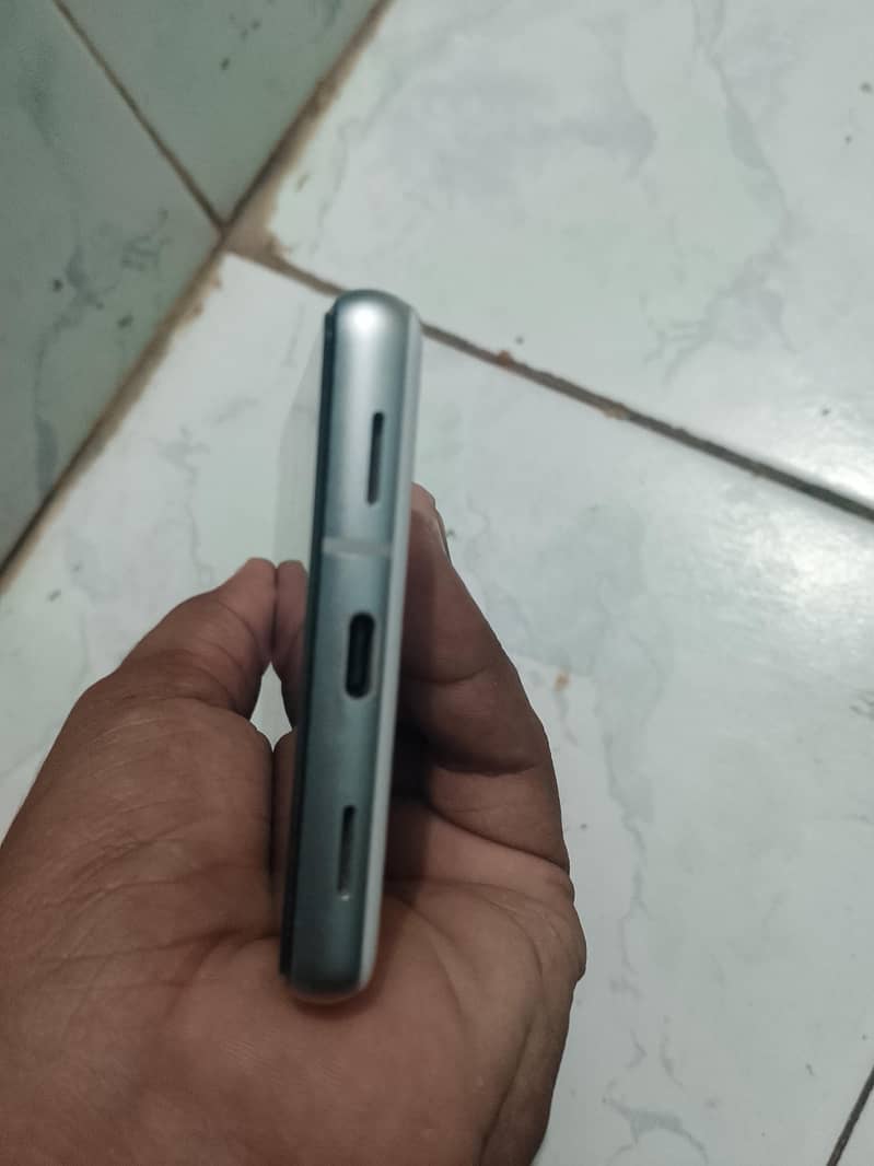 Google Pixel 7a 4