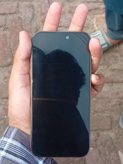 Apple iPhone 16 Pro