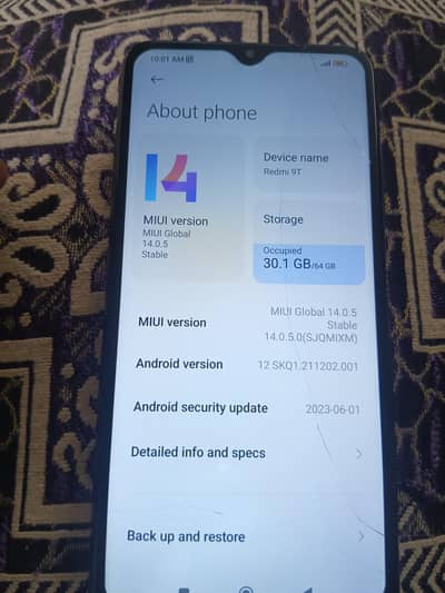 Red me9t mobail ha 64gb 1sim chalti hacamray ok hain betry time kmal k