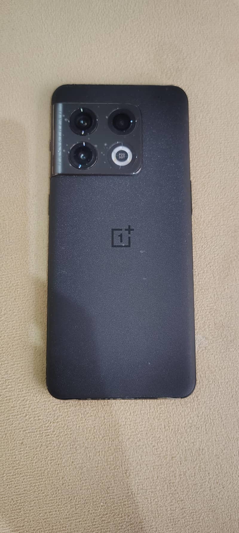 One Plus 10 Pro 1